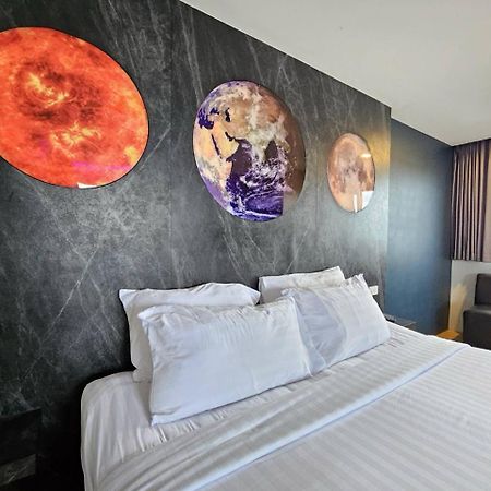 Oscar Palace Hotel & Wellness Center Ban Khlong Phruan Exteriör bild