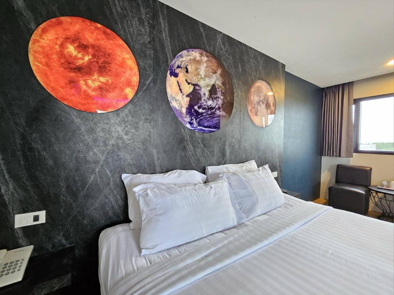 Oscar Palace Hotel & Wellness Center Ban Khlong Phruan Exteriör bild