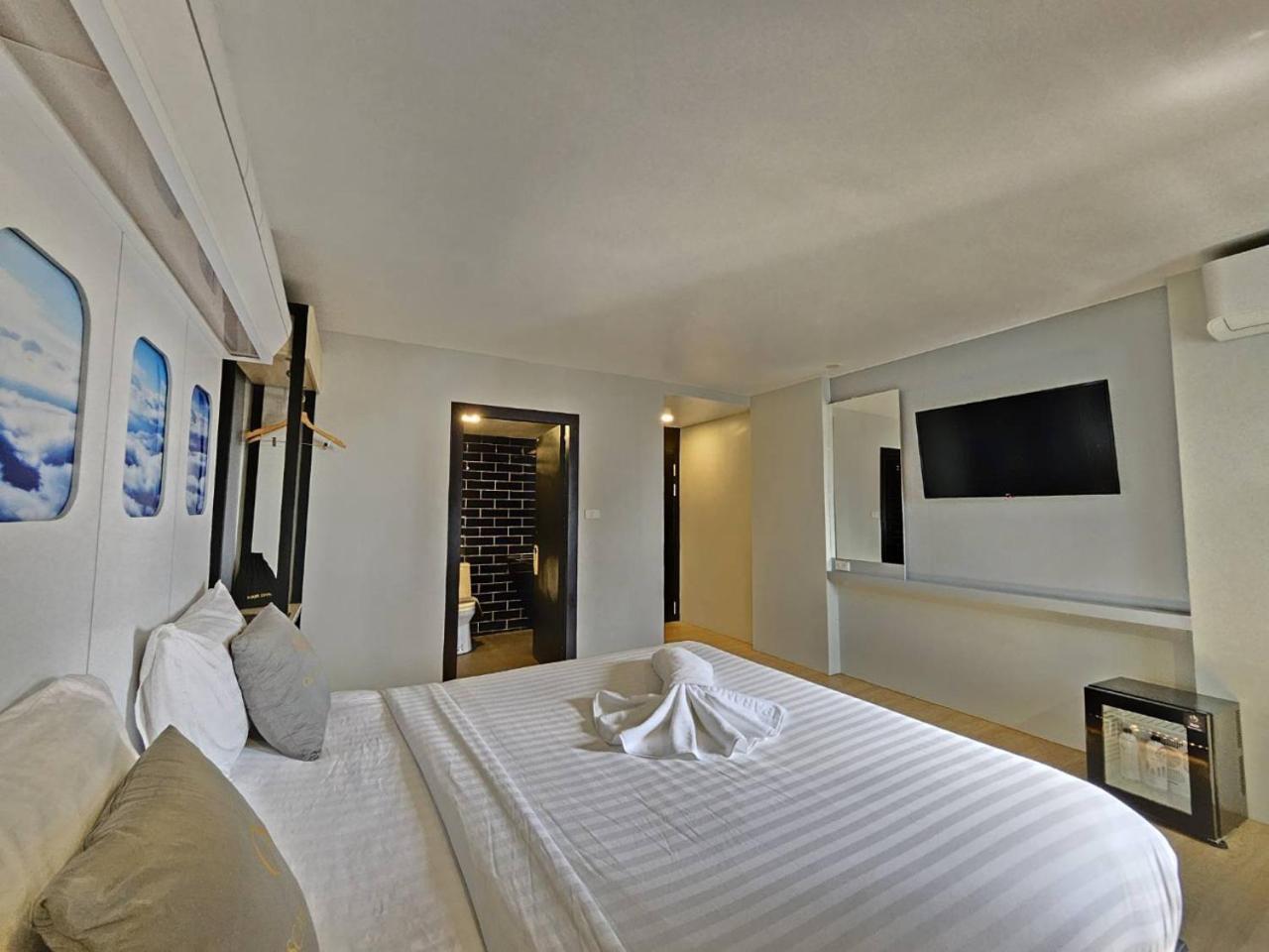 Oscar Palace Hotel & Wellness Center Ban Khlong Phruan Exteriör bild